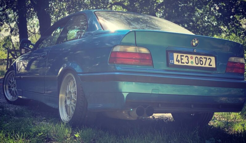 1991  Kupé BMW 318i/318is full